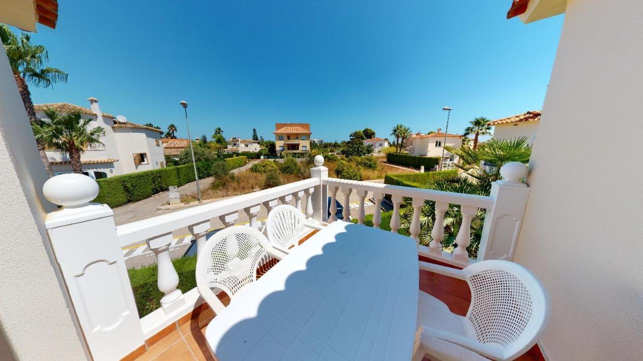Apartamentos Y Villas Oliva Nova Golf Resort Luaran gambar