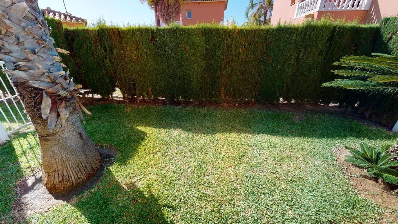 Apartamentos Y Villas Oliva Nova Golf Resort Luaran gambar