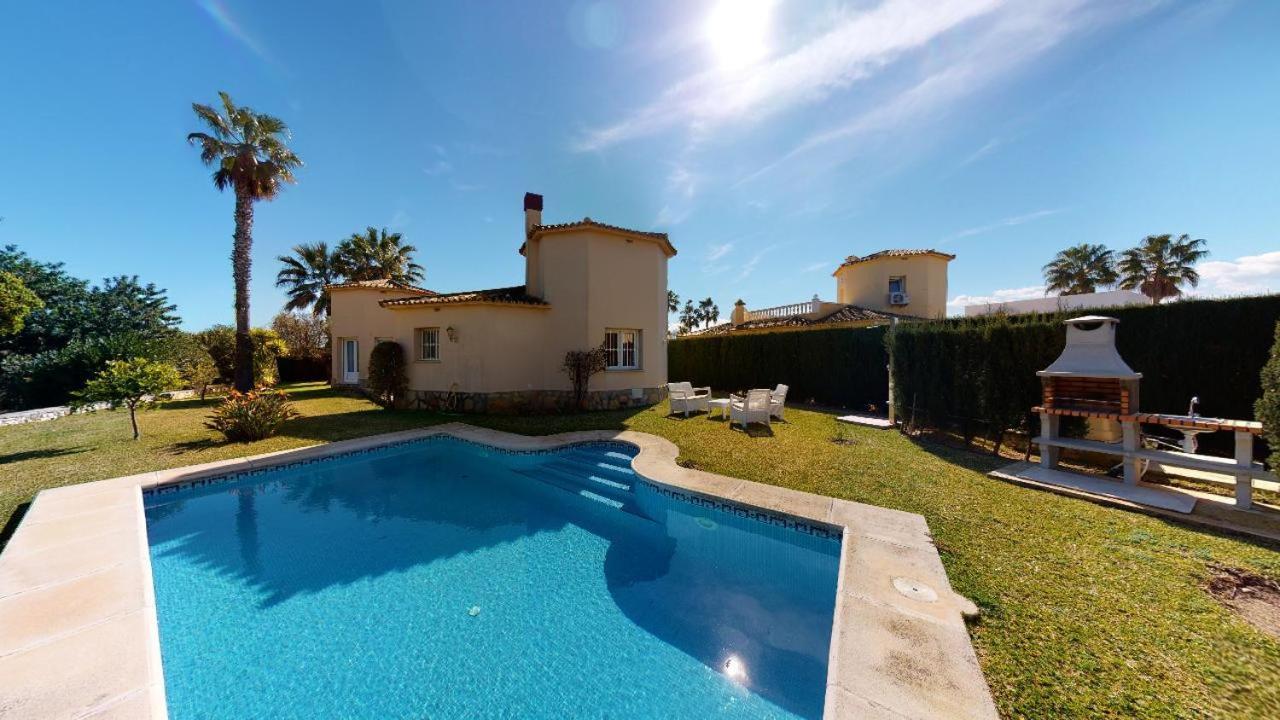 Apartamentos Y Villas Oliva Nova Golf Resort Luaran gambar