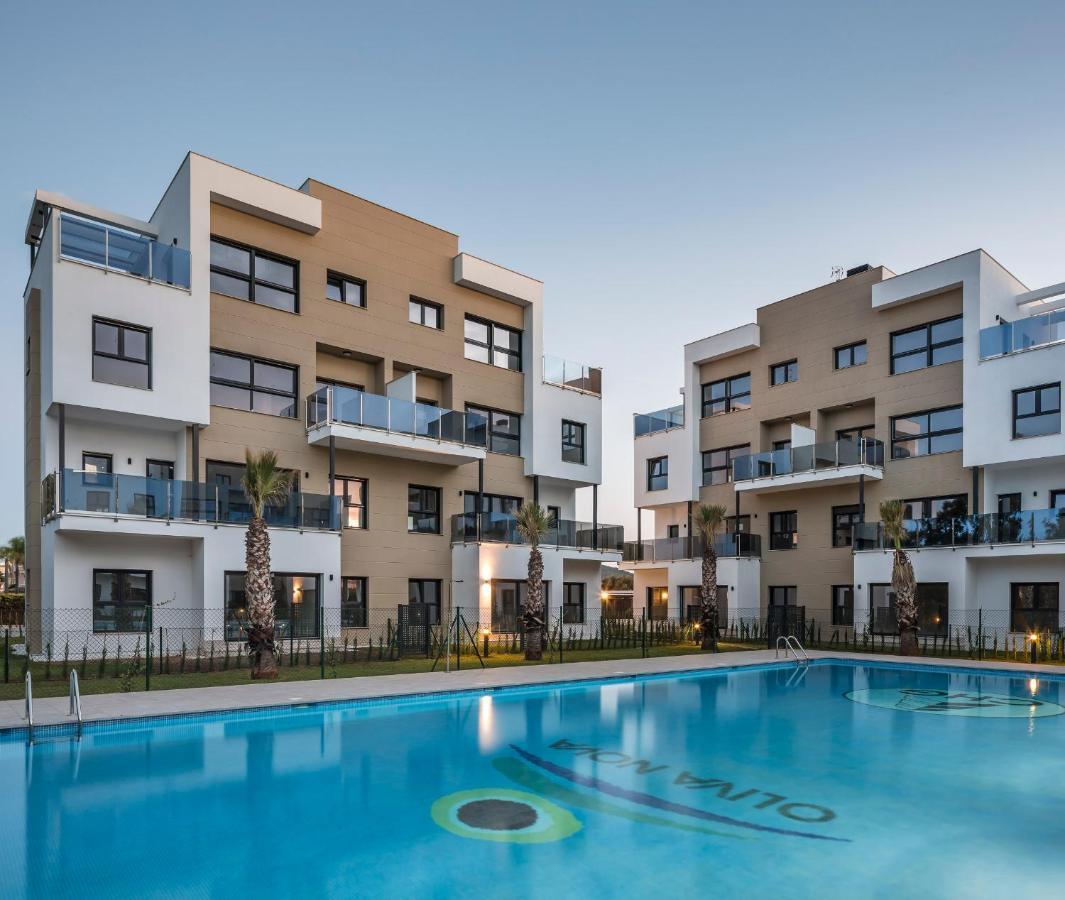 Apartamentos Y Villas Oliva Nova Golf Resort Luaran gambar