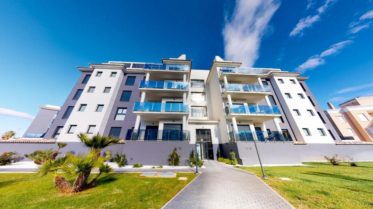 Apartamentos Y Villas Oliva Nova Golf Resort Luaran gambar