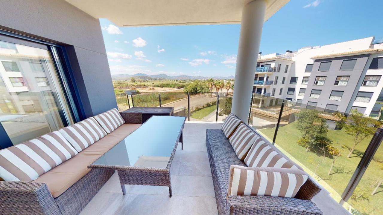 Apartamentos Y Villas Oliva Nova Golf Resort Luaran gambar